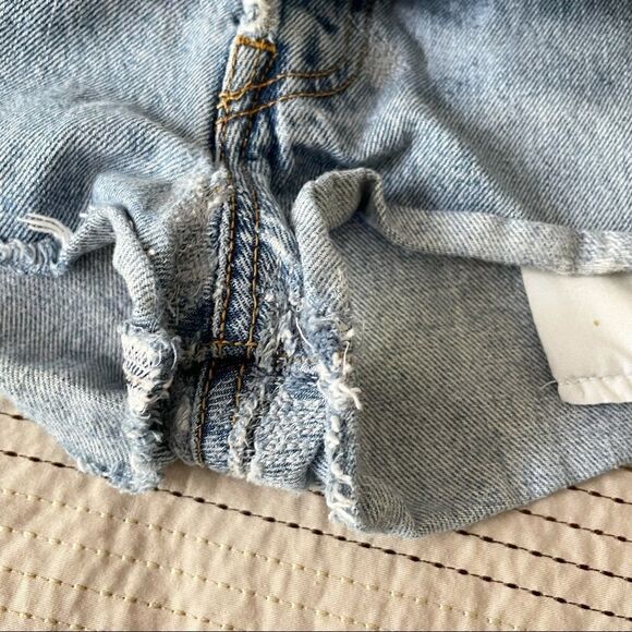 LEVI’S RE/DONE The Short Shorts Cut Off Pockets Show Jean Shorts - Picture 8 of 13